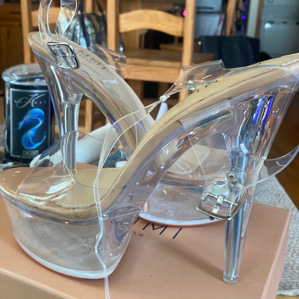 Simmi London clear heel size 9
